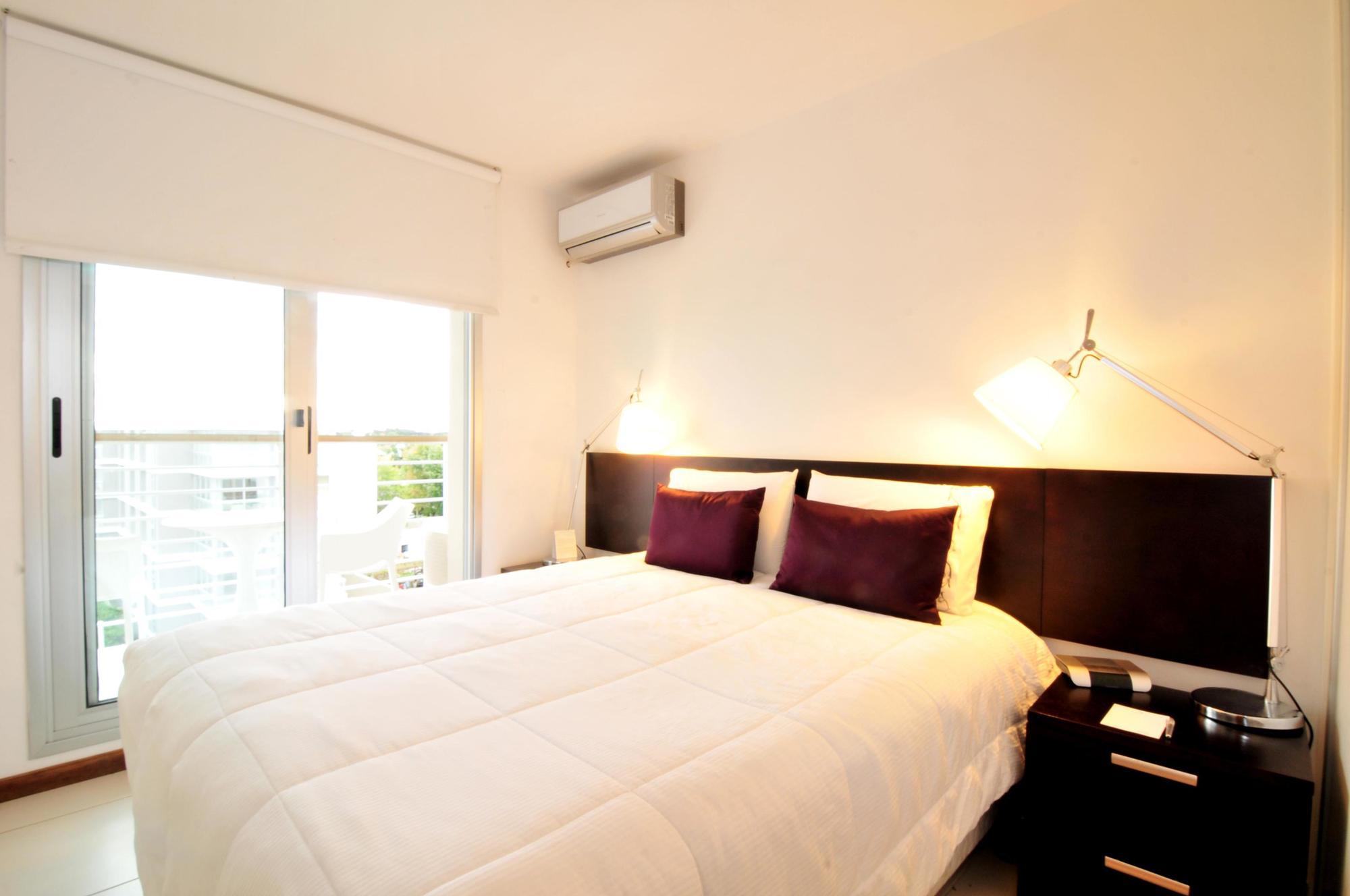 Real Colonia Hotel & Suites Colonia del Sacramento Exteriör bild